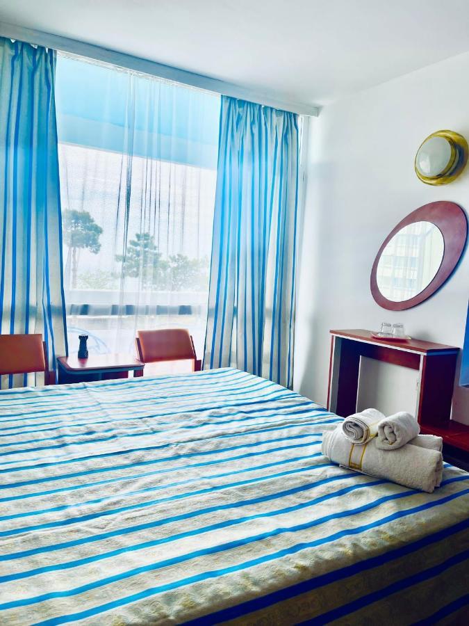 Hotel Topaz Jupiter Exteriör bild