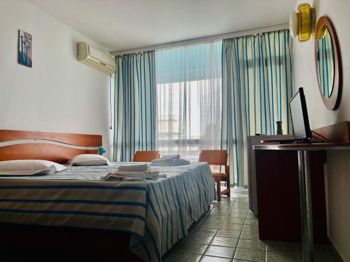 Hotel Topaz Jupiter Exteriör bild