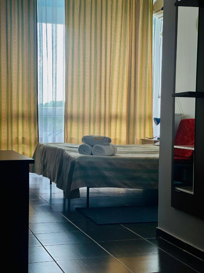 Hotel Topaz Jupiter Exteriör bild